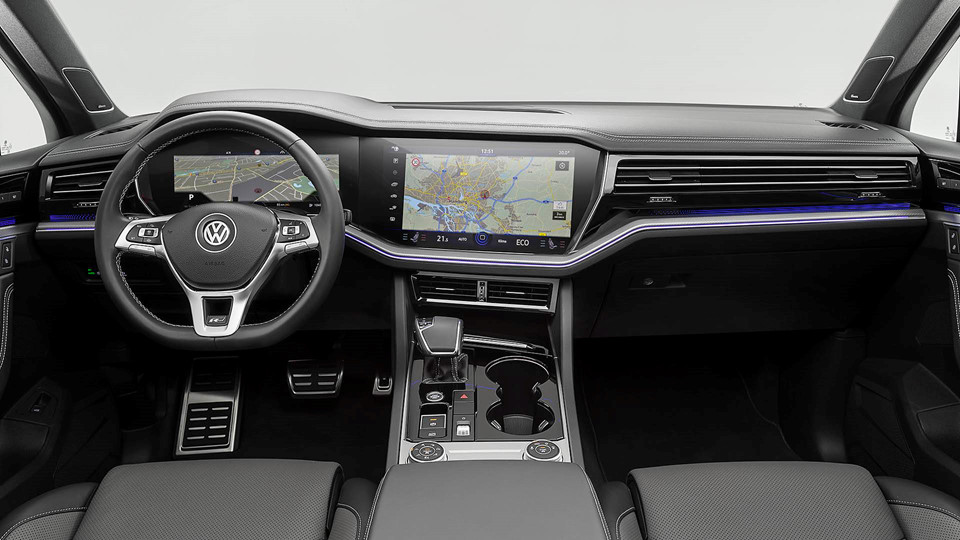 Nội thất được trang bị nhiều công nghệ hiện đại của Volkswagen Touareg 2019