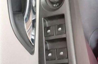 Cần bán gấp Chevrolet Cruze MT 2016, xe nhập 