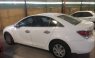 Cần bán Chevrolet Cruze năm 2010, màu trắng xe gia đình, giá tốt