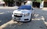 Tôi cần bán xe Chevrolet Cruze 2013 màu trắng, xe đi ít, xe số sàn, đã đi 80.000km, vui lòng liên hệ để xem xe